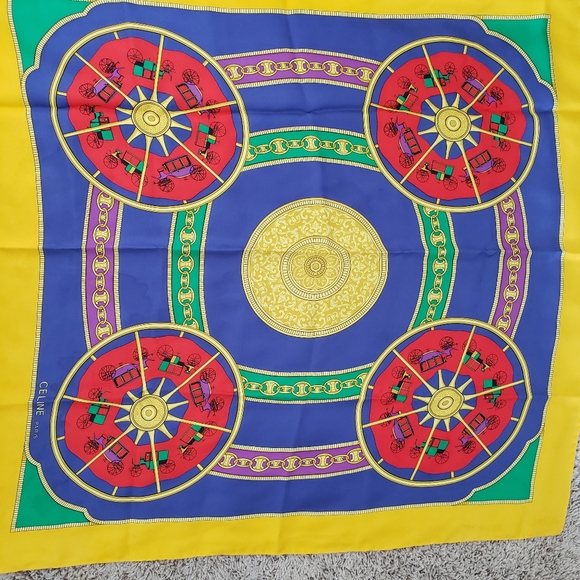 vintage CÉLINE silk scarf 34"X34" beautiful vibrant colors - Picture 9 of 9